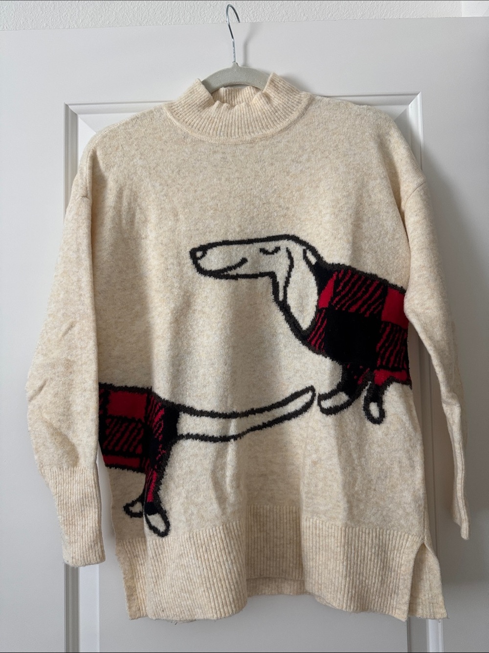 Cream Men’s Knit Sweater with Red Plaid Dog Motif